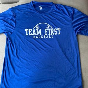 Men’s badger size xl t Dri fit t shirt